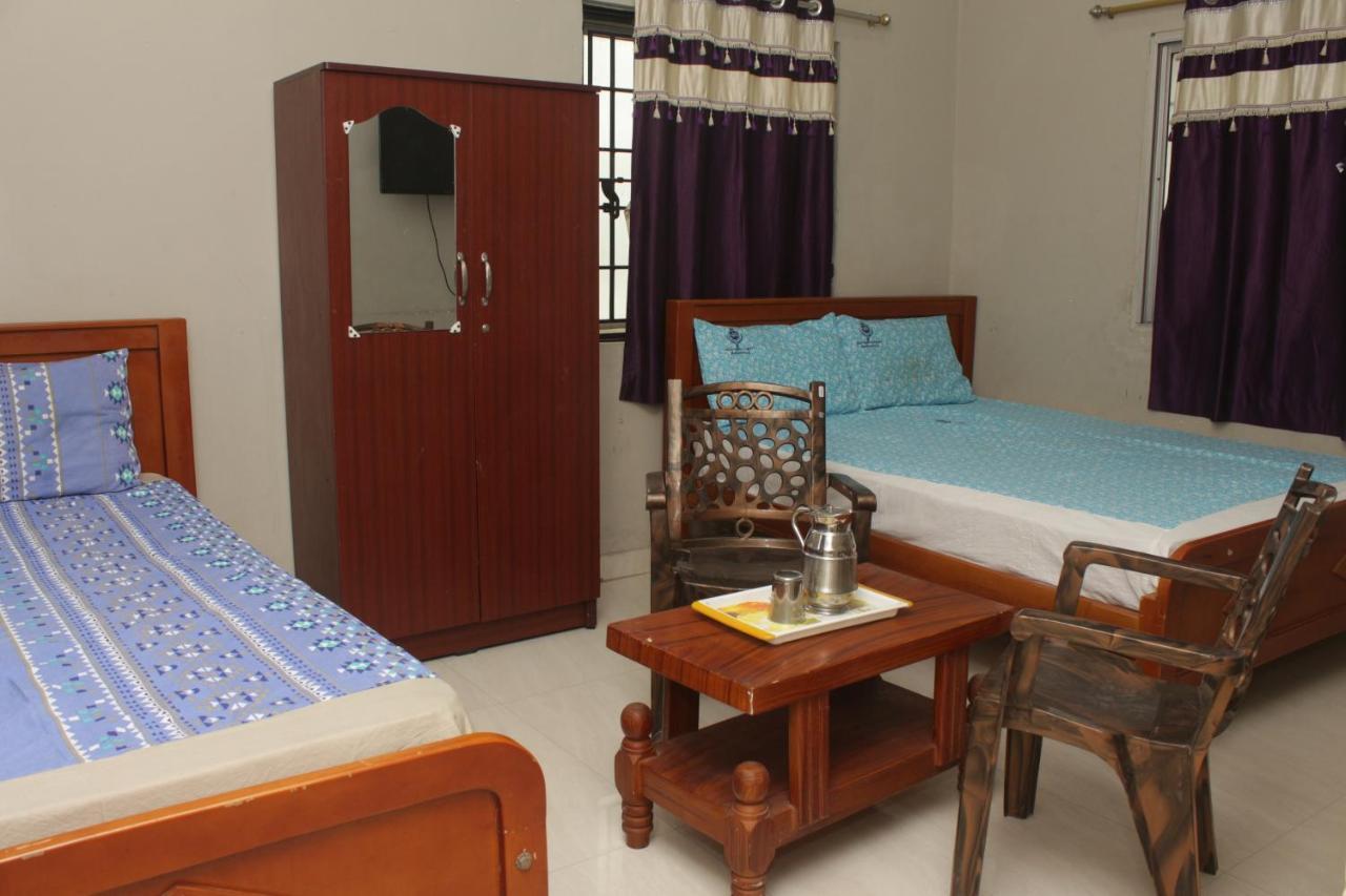 ホテル Selvamurugan Residency Rāmeswaram エクステリア 写真